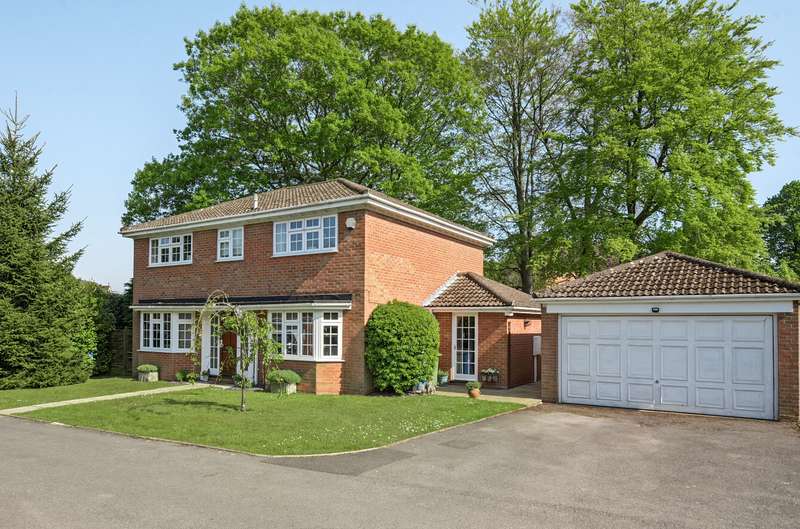 4 Bedrooms House for sale in Cherry Tree Drive, Bracknell, Berkshire, RG12