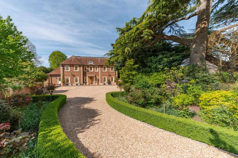 7 Bedrooms Country House Character Property for sale in High Street Childrey Wantage, Oxfordshire, OX12