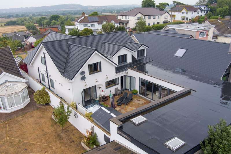 6 Bedrooms Property for sale in Cog Road, Sully, CF64