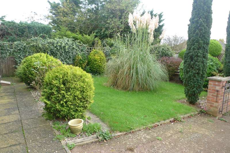 Property for Sale in St Edmunds Road, Acle, Nr13