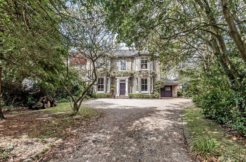 Property for Sale in Newmarket Road, Norwich, Nr2