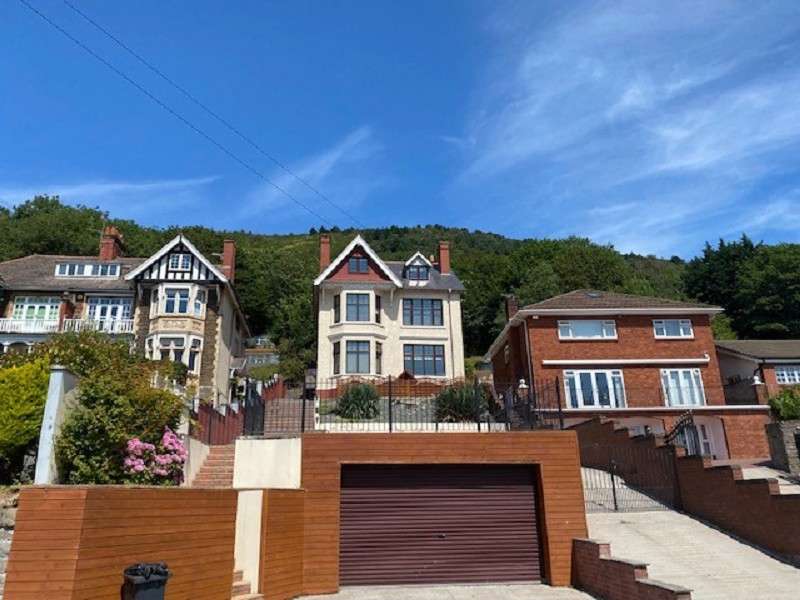 Properties for sale listed by Peter Estate Agents, Port Talbot