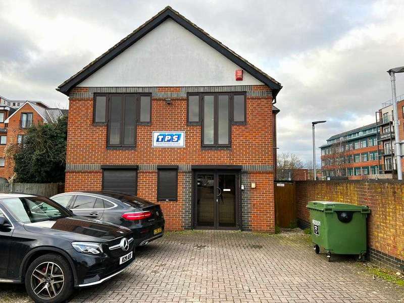  Commercial Property for rent in Mill Street, Slough, SL2