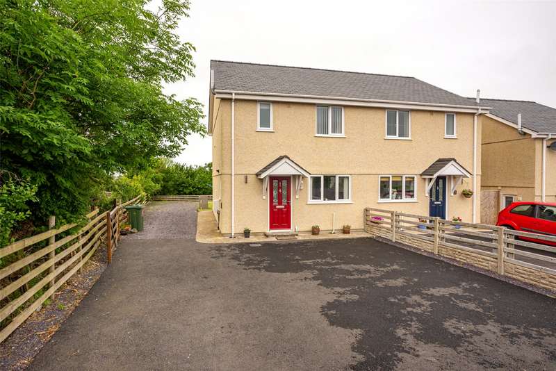 Property for Sale in Parc Canol, Llanrug, Caernarfon, Gwynedd, Ll55