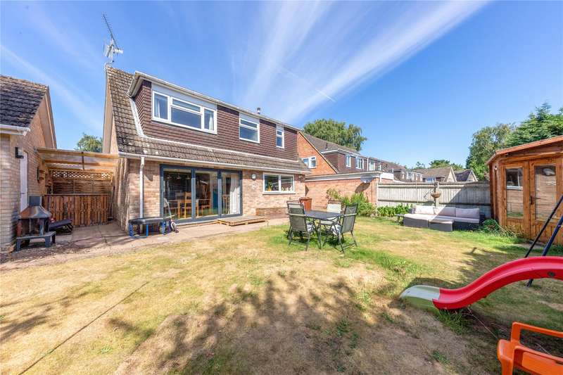 Property for Sale in Foxcote, Finchampstead, Wokingham, Berkshire, Rg40