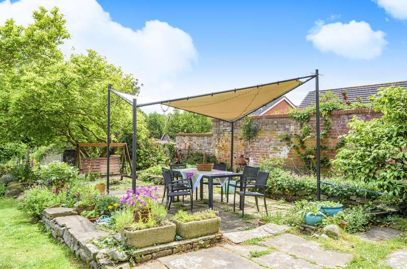 Property for Sale in Credenhill, Hereford, Hr4