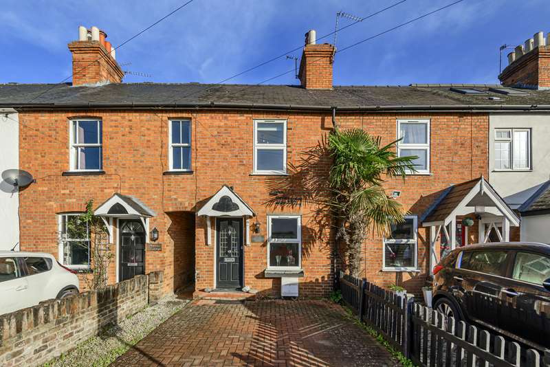 Properties for Sale in Addlestone, Princess Marys Road Addlestone