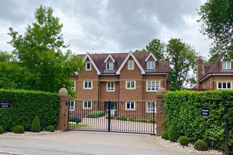 Properties for Sale in Beaconsfield, Beaconsfield Buckinghamshire