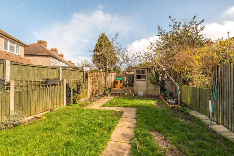 Property to rent in Elmer Gardens, Isleworth, Tw7