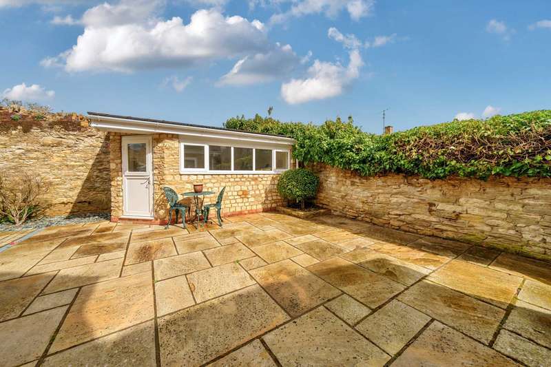 Property for Sale in Main Road, Biddenham, Mk40