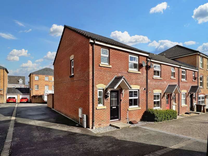 Property for Sale in Red Kite Close, Penallta, Cf82