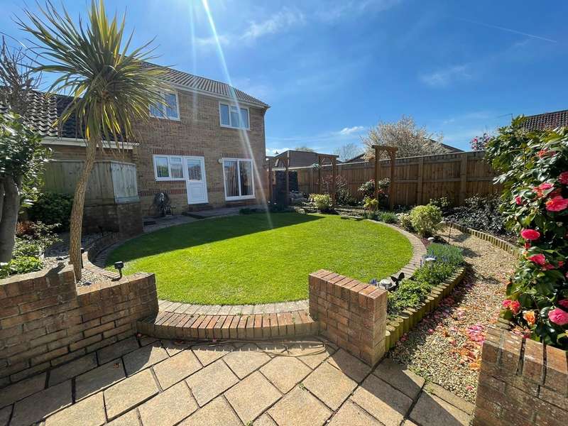 Property for Sale in Swallow Field, Roundswell, Barnstaple, Ex31