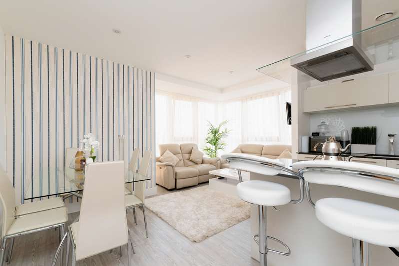 Property for Sale in Empire Way, Caerdydd, Empire Way, Cardiff, Cf11