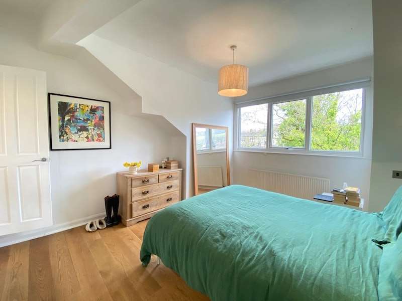 Property for Sale in Elland Road, Sowerby Bridge, West Yorkshire, Hx6