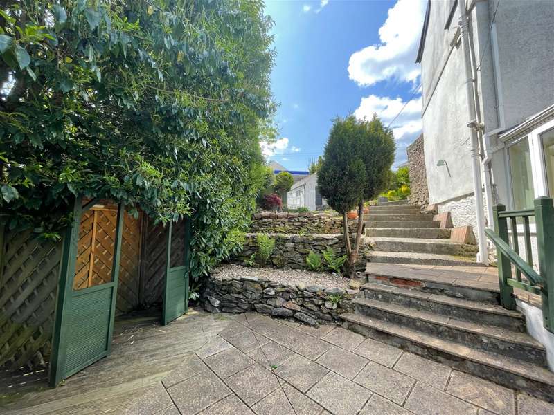 Property for Sale in Mannamead Road, Hartley, Plymouth, Pl3