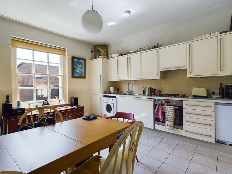 Property to rent in Fernbrook, Pangbourne, Rg8