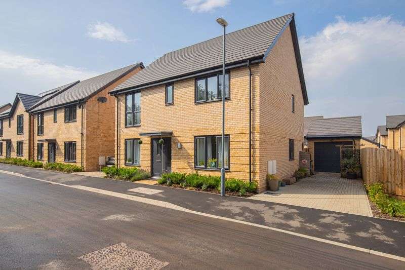 Property for Sale in Oboe Avenue, Keynsham, Bs31