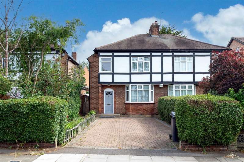 Properties for Sale in London, Inglis Barracks London