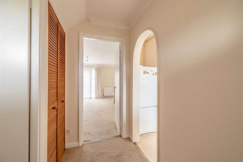 Property for Sale in Basford Way, Windsor, Sl4