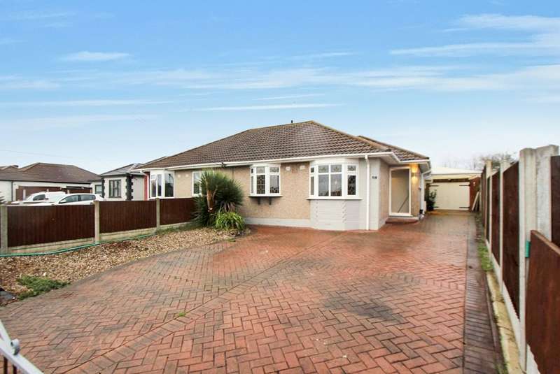 Property to rent in Holtynge, Benfleet, Ss7