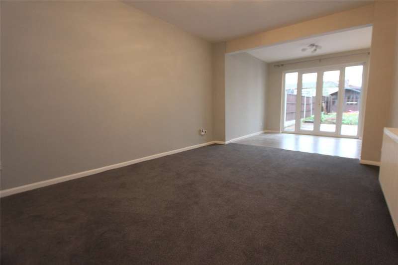 Property to rent in Holtynge, Benfleet, Ss7