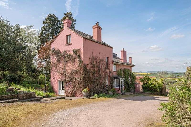 Property for Sale in Llangrove, Rossonwye, Hr9