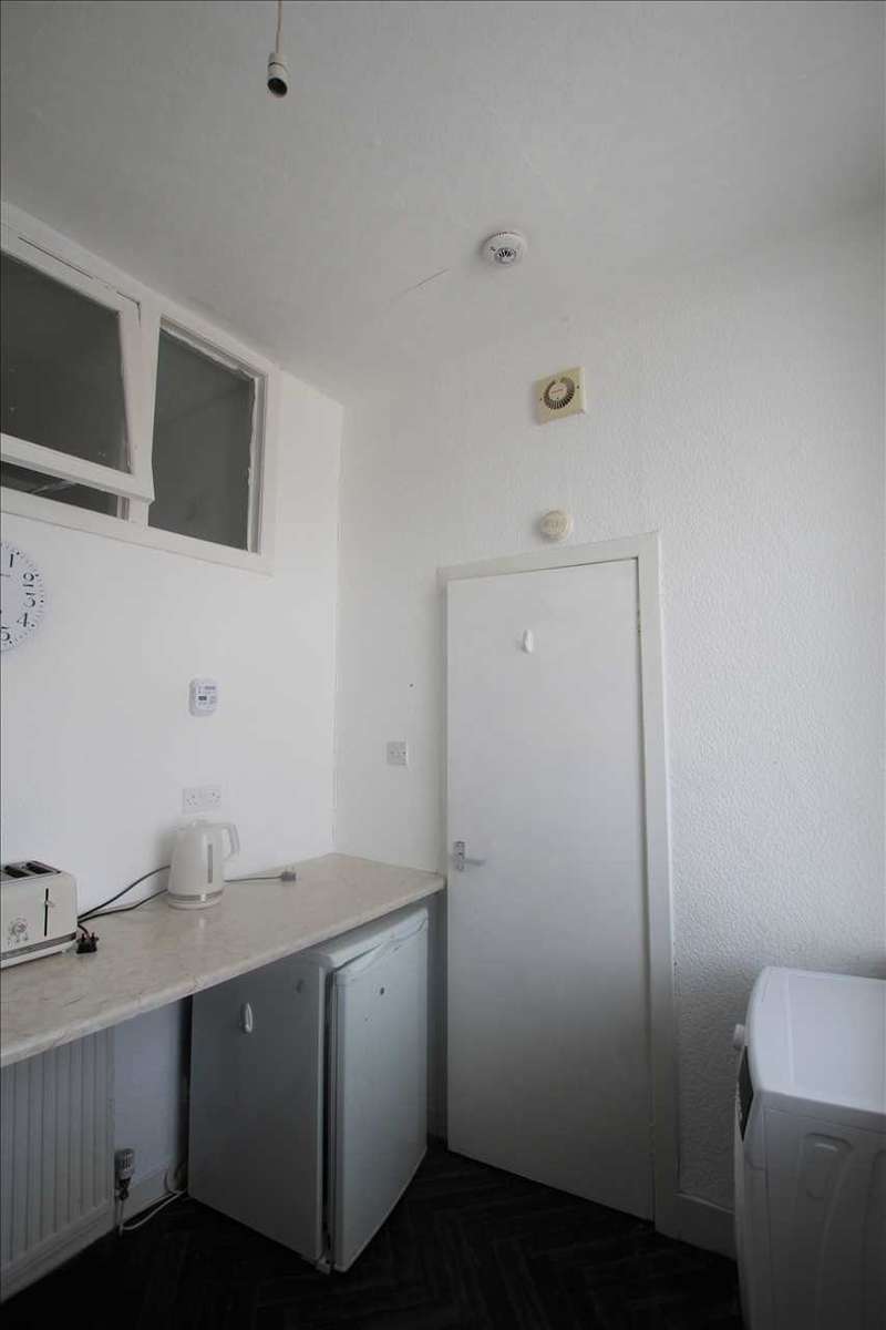 Property for Sale in Main Street, Campbeltown, Pa28