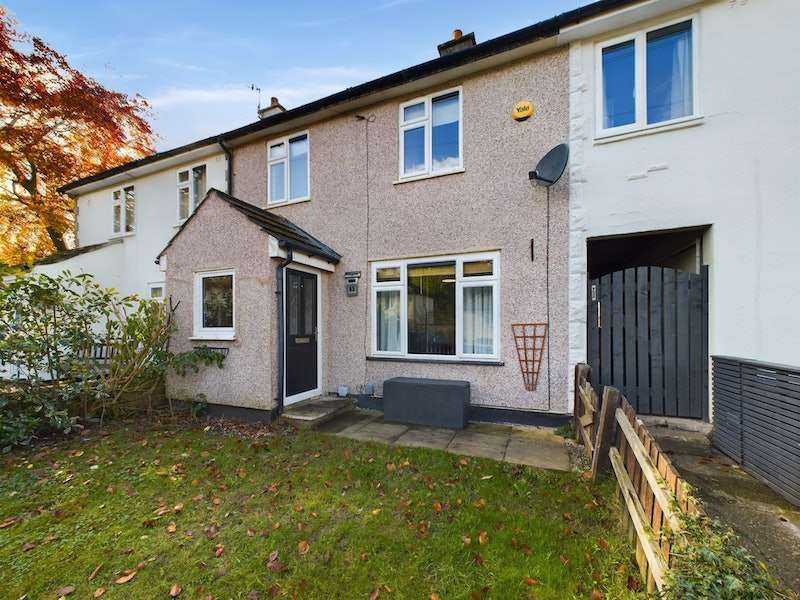 Properties for Sale in Huddersfield, Hd5