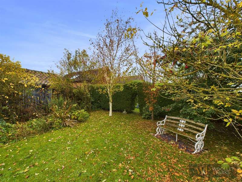 Property for Sale in Main Street, Wetwang, Driffield, Yo25