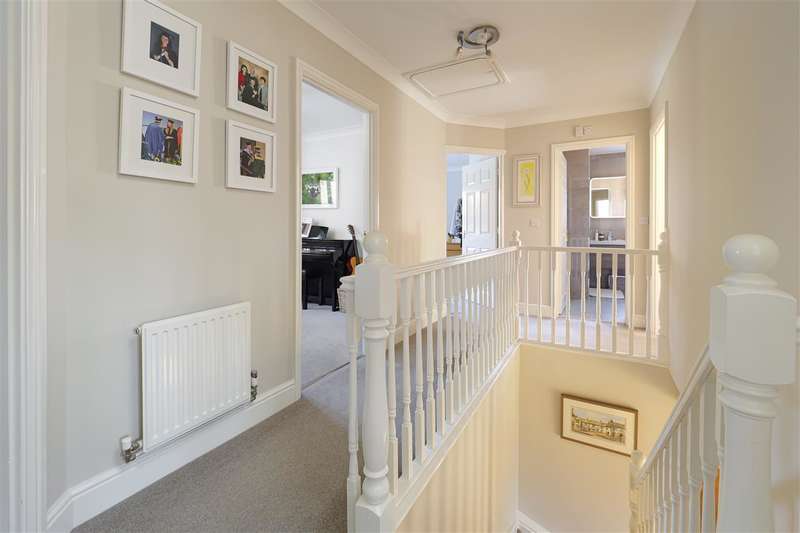 Property for Sale in Magnolia Drive, Chartham, Chartham, Ct4