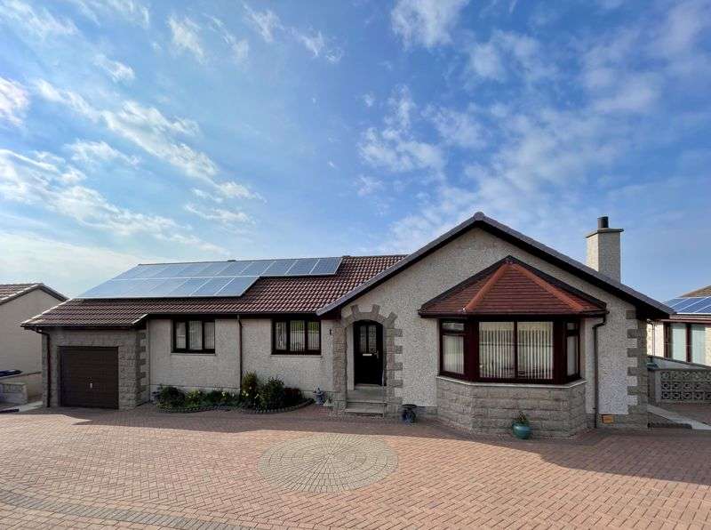 3 Bedrooms Property for sale in Troup View, Gardenstown, AB45