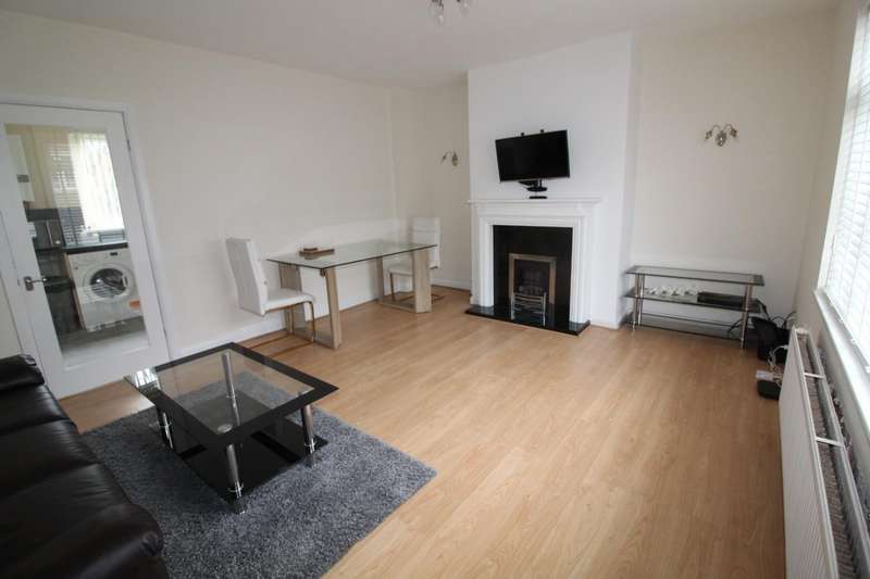 Property to rent in Longfield Avenue, Pudsey, Ls28