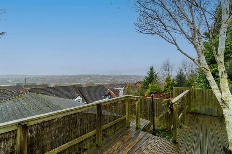 Property for Sale in Brades Close, Halesowen, B63