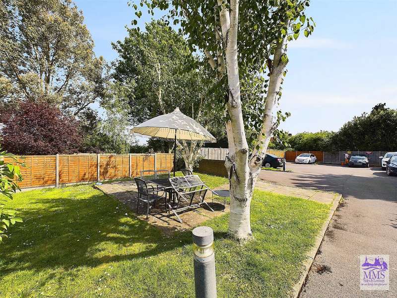 Property for Sale in Hastings Road, Maidstone, Me15