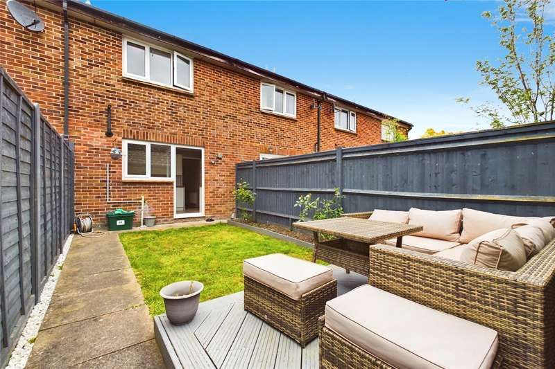 Property for Sale in The Quantocks, Thatcham, Berkshire, Rg19