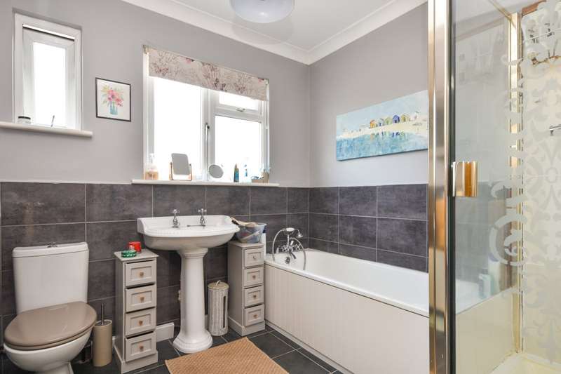 Property for Sale in Thorpedene Gardens, Shoeburyness, Essex, Ss3