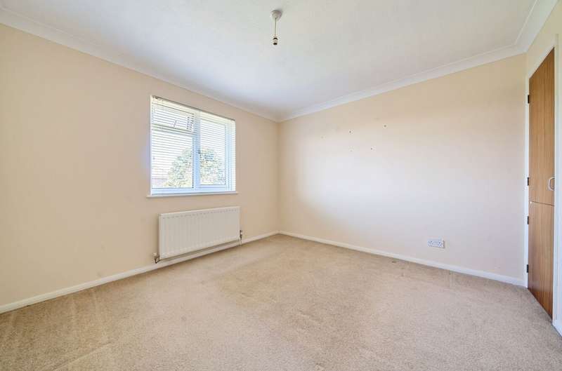 Property for Sale in Wellington Gardens, Selsey, Po20