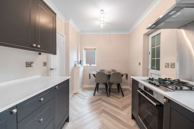 Property for Sale in Kirkstone Drive, Yo31