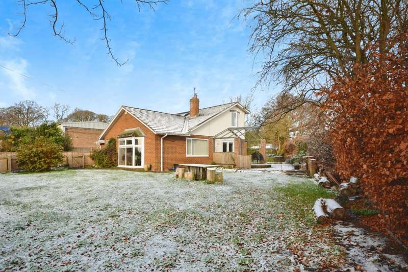4 Bedrooms Bungalow for sale in Bridge Street, Howden Le Wear, Crook, DL15