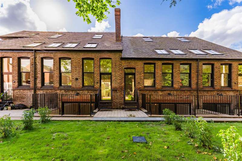 4 Bedrooms House for sale in Bridgewater Street, Sale, M33