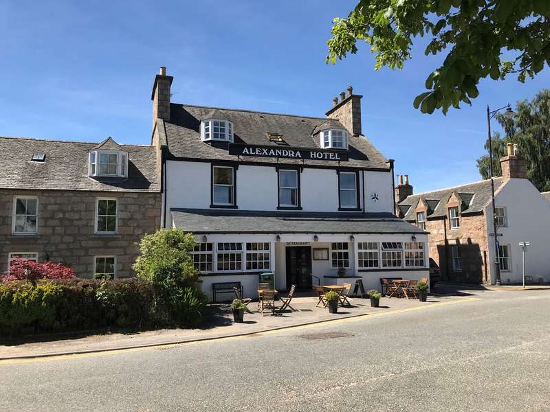 8 Bedrooms Hotel Commercial for sale in Bridge Square, Ballater, Aberdeenshire, AB35