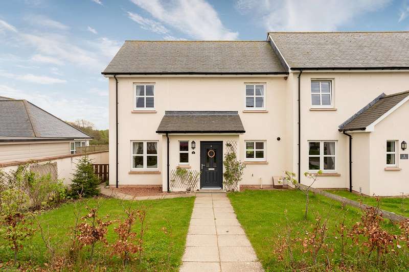 3 Bedrooms End Of Terrace House
