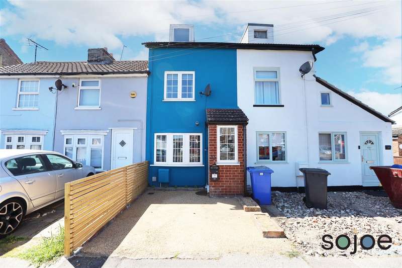 2 Bedrooms Terraced House for rent in The Street, Corton, Suffolk, NR32