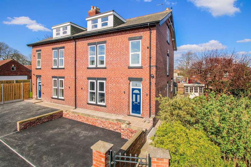 4 Bedrooms Semi Detached House for sale in The Mount, Normanton, WF6