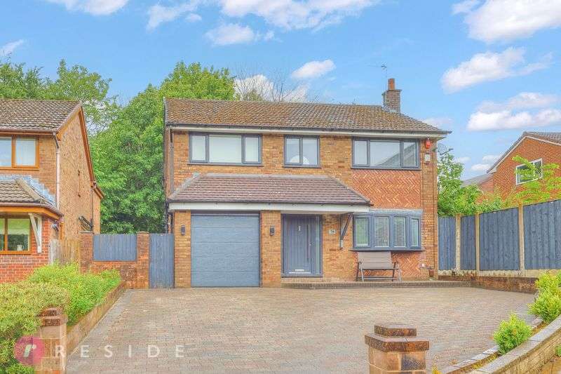 4 Bedrooms Property for sale in Lawnswood, Castleton, Rochdale, OL11