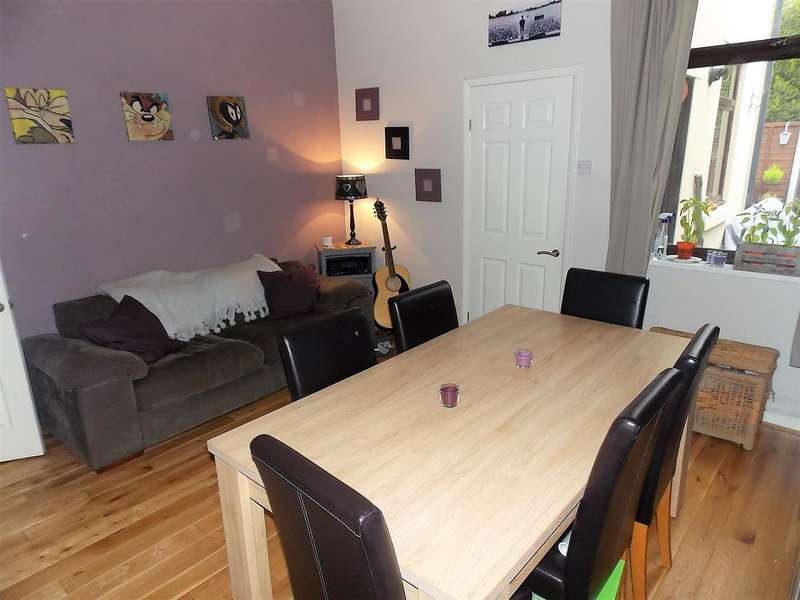 Property for Sale in Sedgley Drive, Westhoughton, Bolton, Bl5