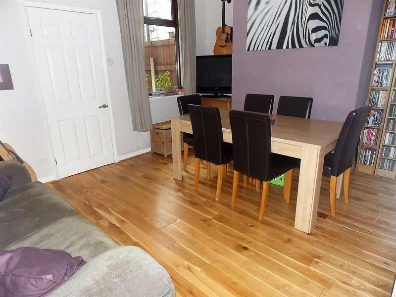 Property for Sale in Sedgley Drive, Westhoughton, Bolton, Bl5