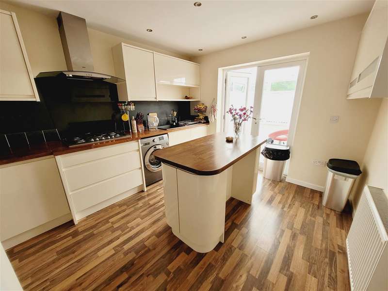 Properties for sale listed by Boultons, Huddersfield