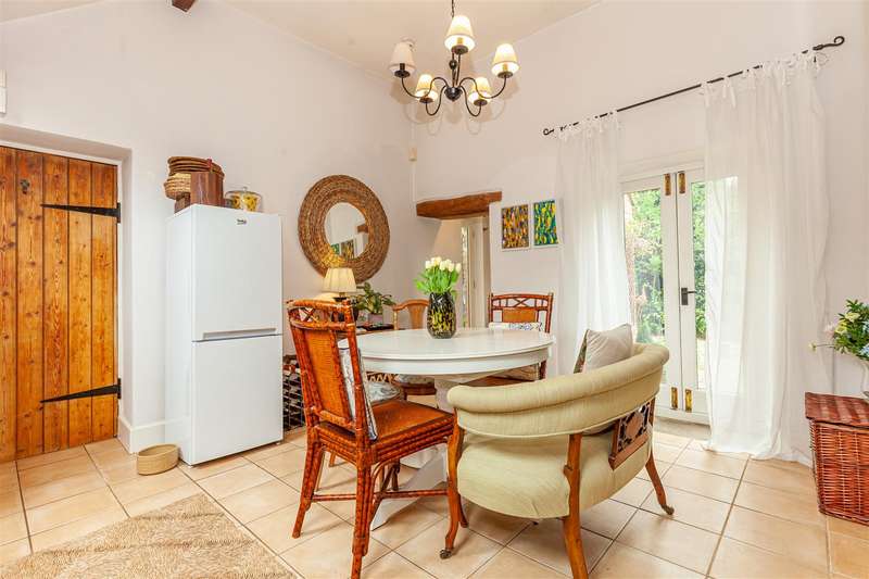 Property for Sale in Main Road, Alvescot, Ox18