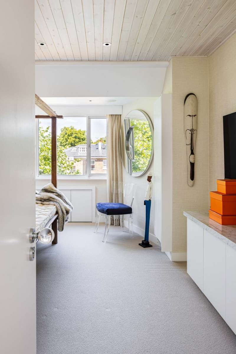 Property for Sale in Cathcart Road, London, Sw10